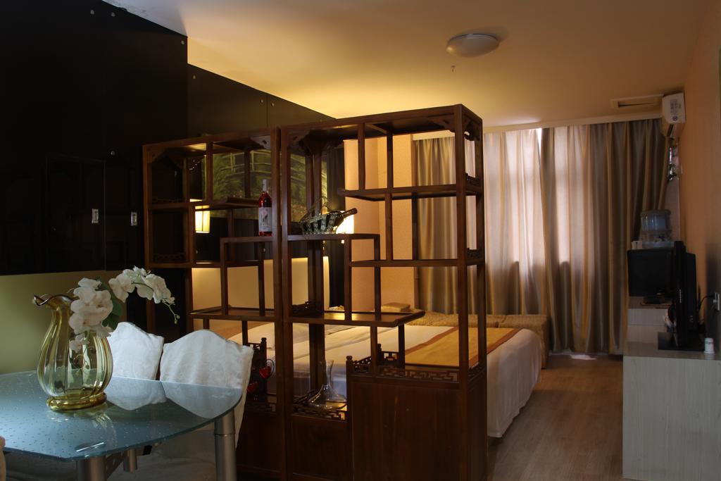 Super 8 Hotel Beijing Shijingshan Jiujiuyuan Exterior photo